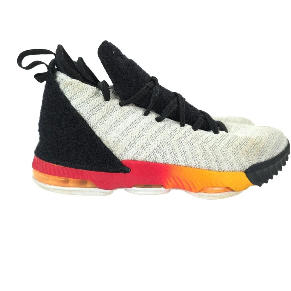 Nike Lebron 16 XVI GS Strive Space Travel Size 7Y Youth Kids Shoes‎ AQ2465-188